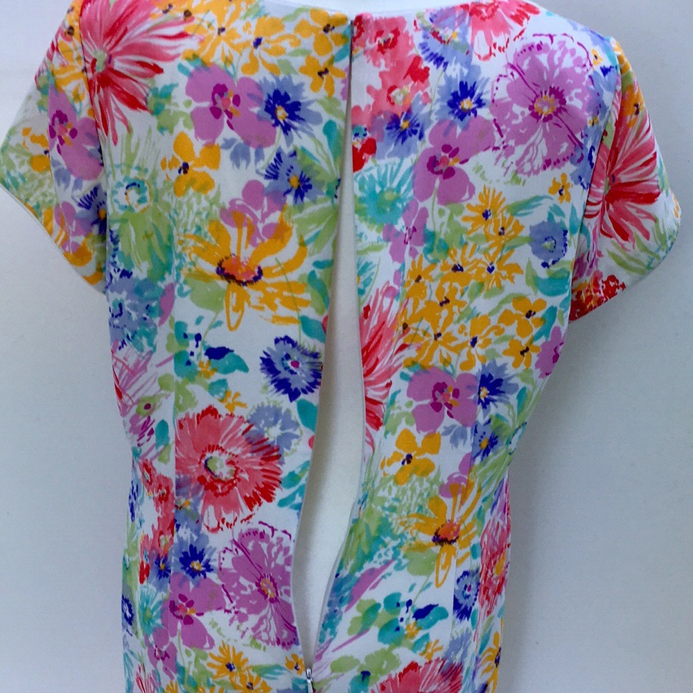 LIZ BAKER FLORAL PASTEL LINED SHIFT DRESS - Picture 8 of 12